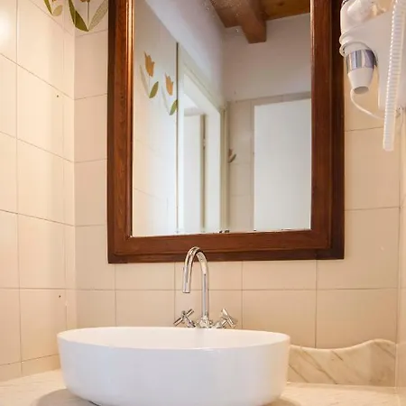 Il Gelsomino - Country House With Private Terrace Pisano